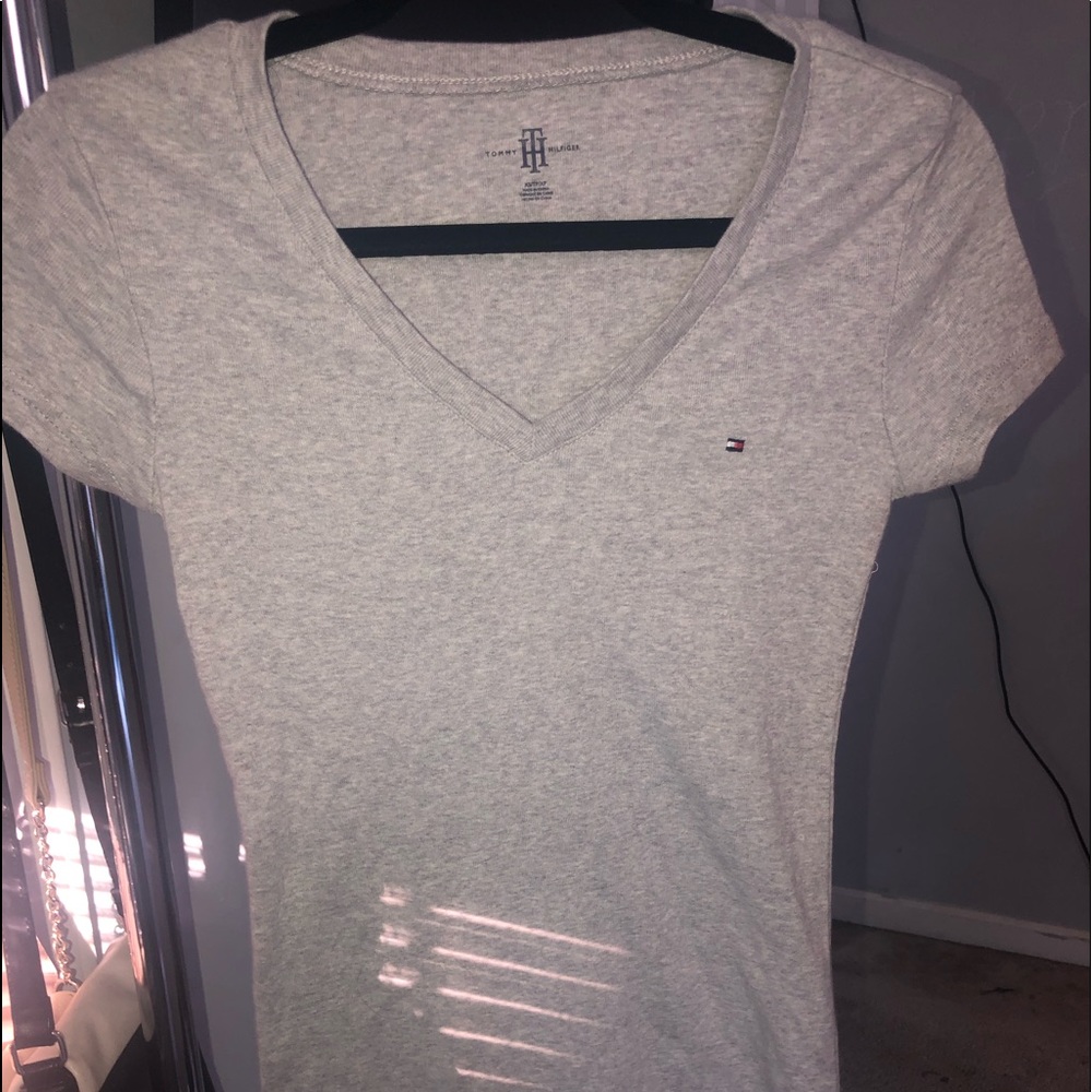 Women’s Tommy Hilfiger V-neck Top